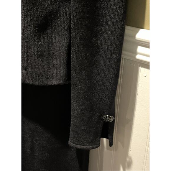 Vtg St John Evening 2pc Skirt Suit Black Santana Knit Button Front Jacket Size 2 - Picture 4 of 8